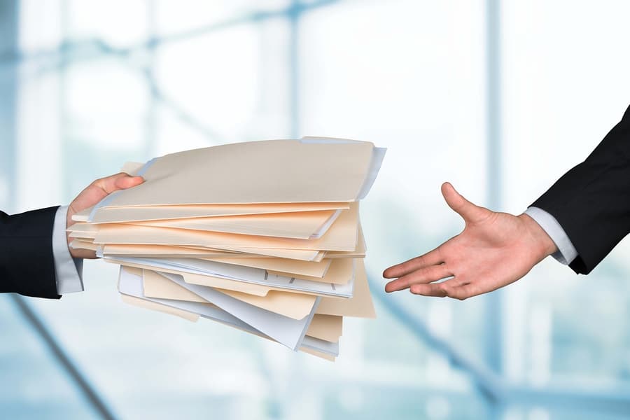 divorce papers in Naples